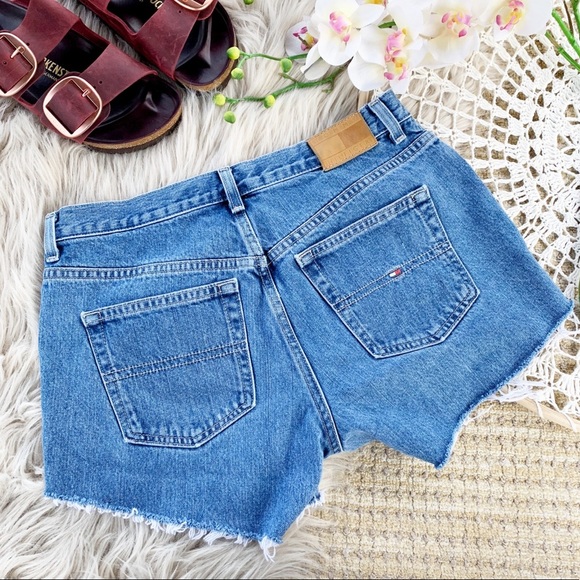 Tommy Hilfiger Distressed Denim Cutoff Shorts Sz 6 - Picture 5 of 7